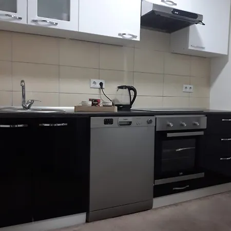 Sandra Apartment *